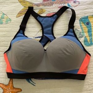 COPY - Victoria Secret Sports Bra 38C- Racerback